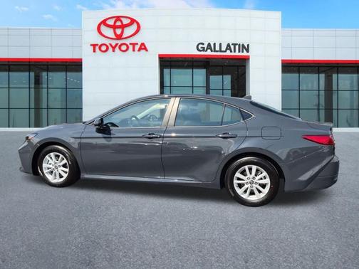UNDERGROUND 2026 Toyota Camry LE