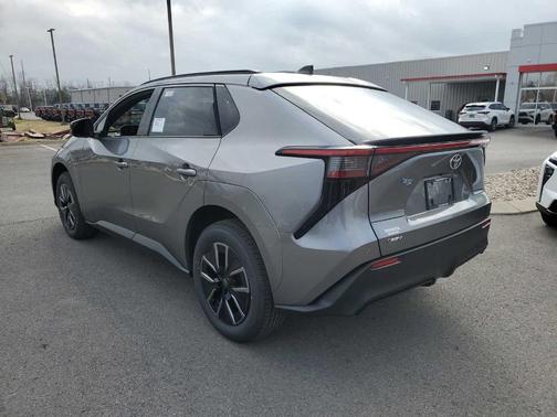 2026 Toyota bZ XLE PLUS