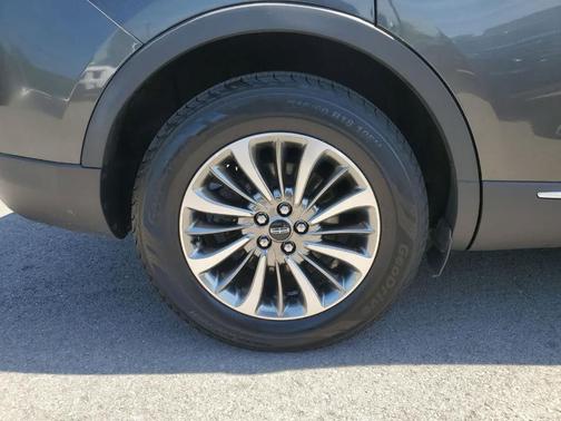 Magnetic Gray 2020 Lincoln Nautilus Reserve