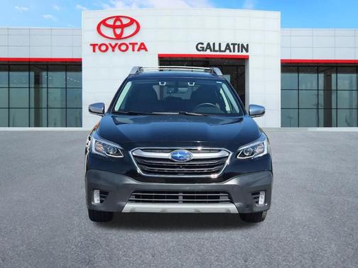 Crystal Black Silica 2022 Subaru Outback Touring