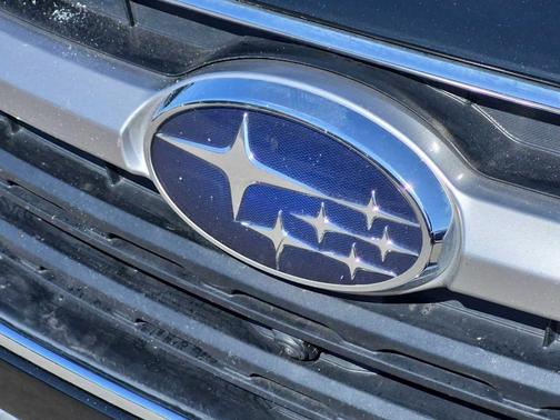 Crystal Black Silica 2022 Subaru Outback Touring