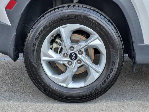 Shimmering Silver 2022 Hyundai TUCSON SEL