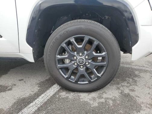 2023 Toyota Tundra Platinum