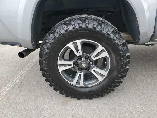 2018 Toyota Tacoma TRD Sport