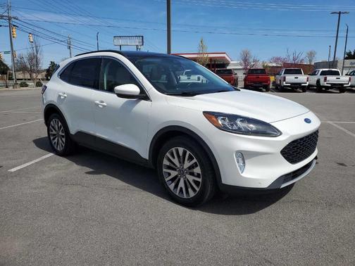Star White 2022 Ford Escape Titanium