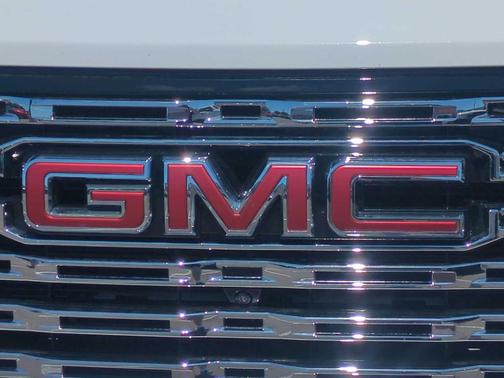 Summit White 2026 GMC Canyon Denali