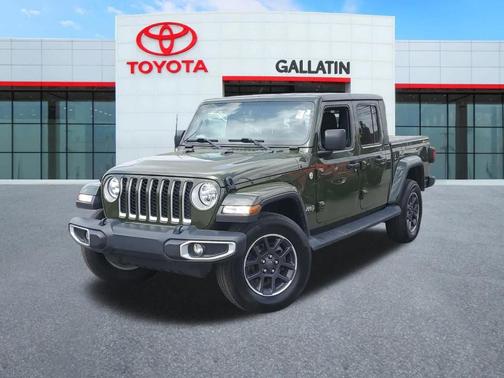 Sarge Green Clearcoat 2022 Jeep Gladiator Overland