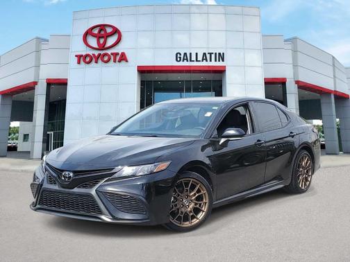Midnight Black Metallic 2023 Toyota Camry SE Nightshade