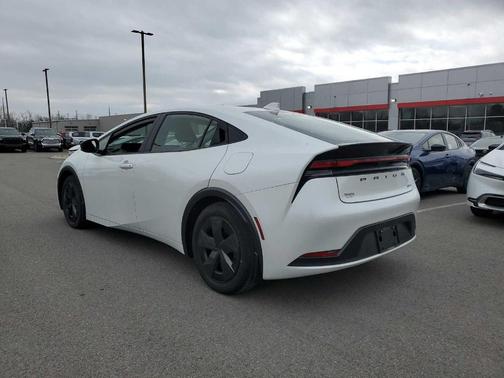 2024 Toyota Prius LE