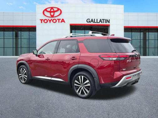 Scarlet Ember 2024 Nissan Pathfinder Platinum