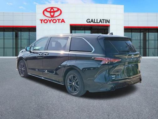 Midnight Black Metallic 2024 Toyota Sienna XSE 7 Passenger