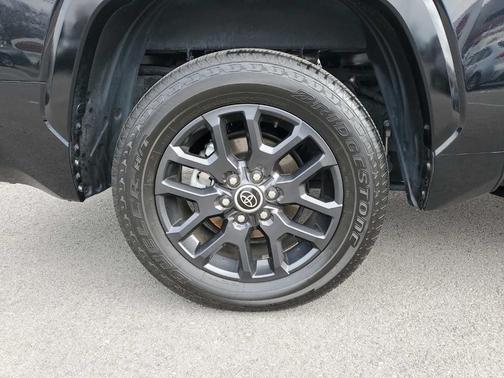 2023 Toyota Tundra Platinum