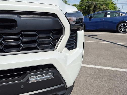 Wind Chill Pearl 2025 Toyota Tacoma Hybrid TRD HYBRID