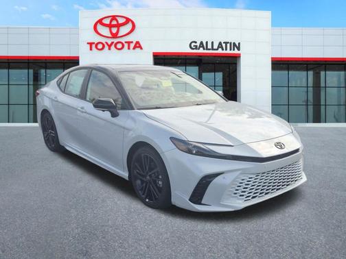 Wind Chill Pearl 2026 Toyota Camry XSE