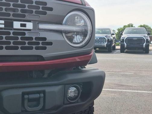 Ruby Red Metallic Tinted Clearcoat 2025 Ford Bronco Badlands