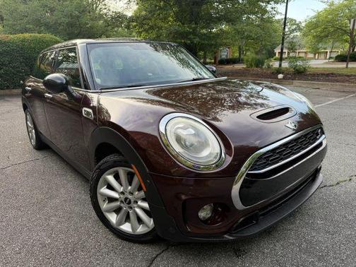 Burgundy 2018 MINI Clubman Cooper S