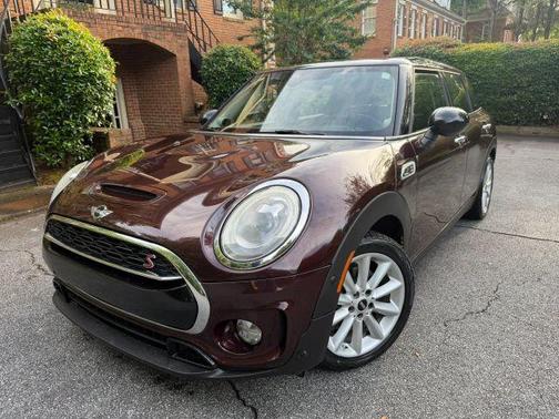 Burgundy 2018 MINI Clubman Cooper S