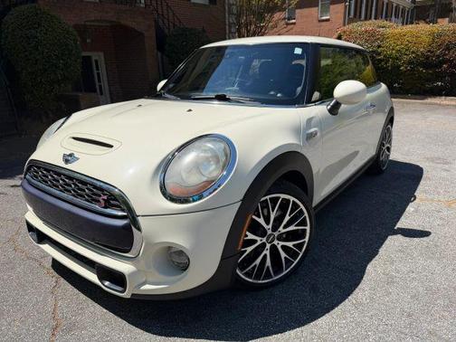 White 2017 MINI Hardtop Cooper S