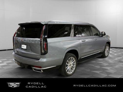 Argent Silver Metallic 2023 Cadillac Escalade ESV Premium Luxury