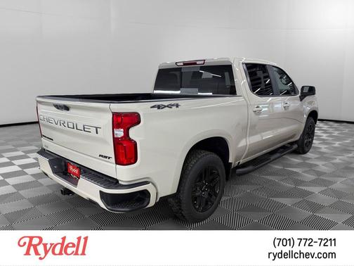 White Sands 2026 Chevrolet Silverado 1500 RST