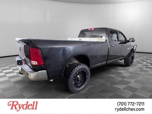 2017 RAM 2500 Tradesman Crew Cab 4x4 8' Box