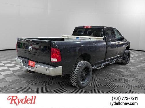 2017 RAM 2500 Tradesman Crew Cab 4x4 8' Box