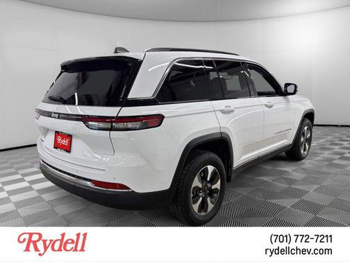 Bright White Clearcoat 2024 Jeep Grand Cherokee 4xe Base
