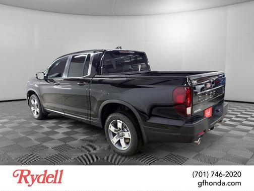 Crystal Black Pearl 2026 Honda Ridgeline RTL