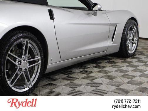 2006 Chevrolet Corvette Base