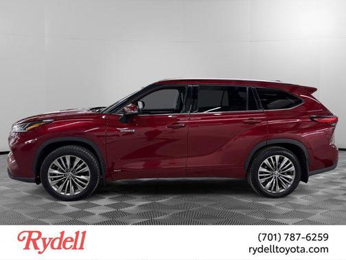 2021 Toyota Highlander Hybrid Platinum