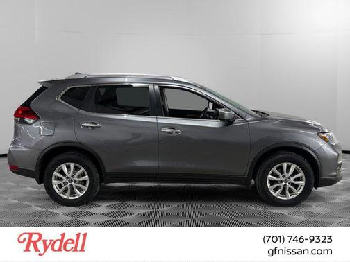 Gun Metallic 2017 Nissan Rogue SV