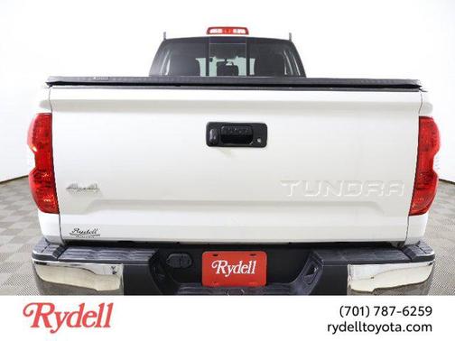 2017 Toyota Tundra SR5