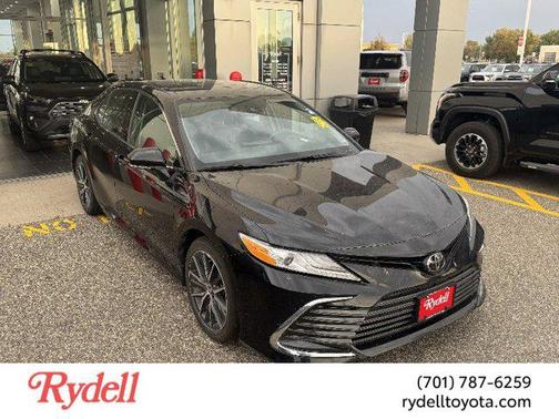 2023 Toyota Camry XLE