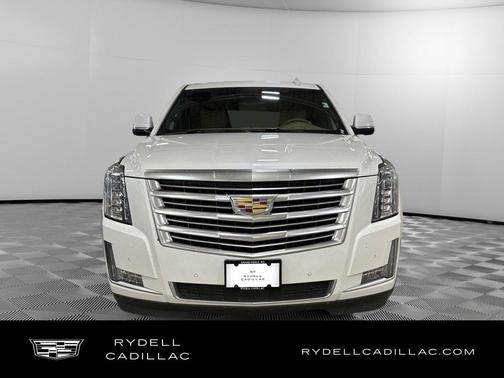 Crystal White Tricoat 2018 Cadillac Escalade Platinum