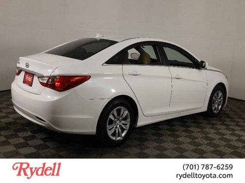 2012 Hyundai SONATA GLS