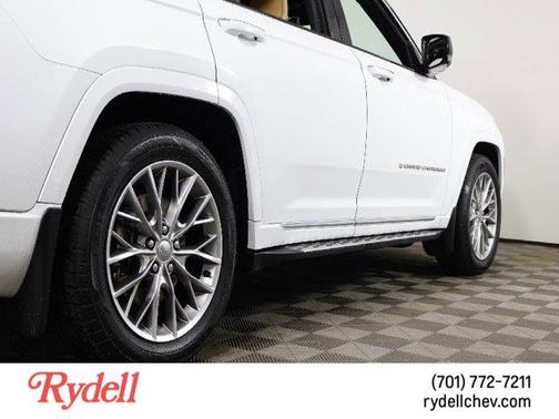 2023 Jeep Grand Cherokee L Summit