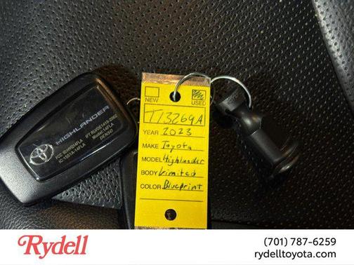Blueprint 2023 Toyota Highlander Hybrid Limited