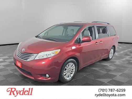 2015 Toyota Sienna XLE
