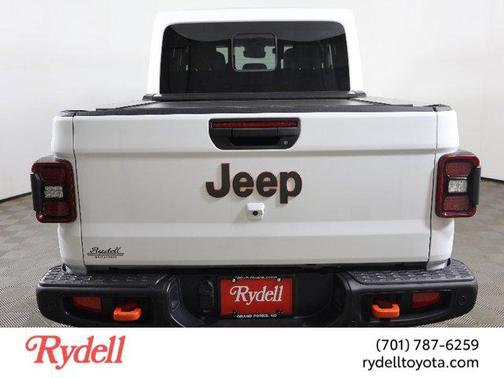 2024 Jeep Gladiator Mojave X