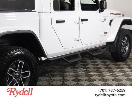 2024 Jeep Gladiator Mojave X