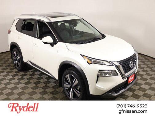 2022 Nissan Rogue SL