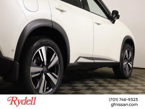 2022 Nissan Rogue SL