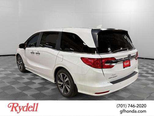 Platinum White Pearl 2024 Honda Odyssey Touring