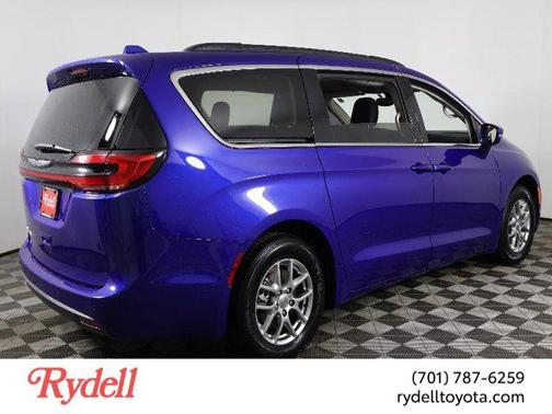 2021 Chrysler Pacifica Touring