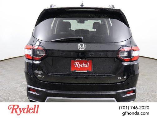 2023 Honda Pilot AWD Elite