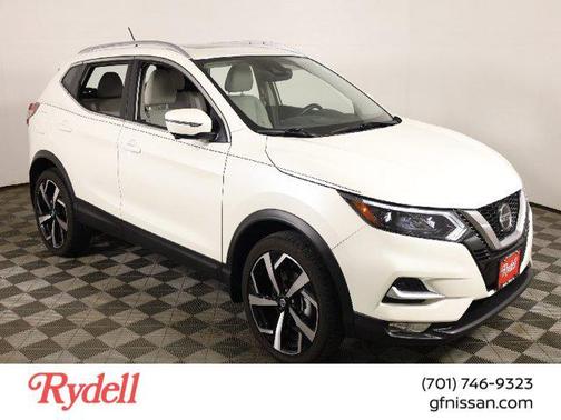 2022 Nissan Rogue Sport SL