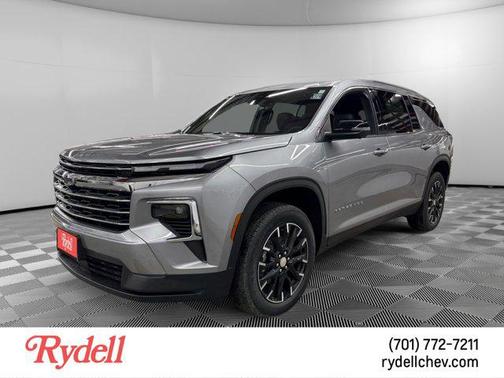 Sterling Gray Metallic 2026 Chevrolet Traverse LT