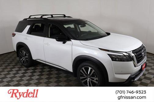 2025 Nissan Pathfinder Platinum 4WD
