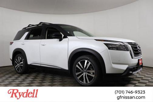 2025 Nissan Pathfinder Platinum 4WD
