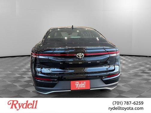 2026 Toyota Crown Platinum